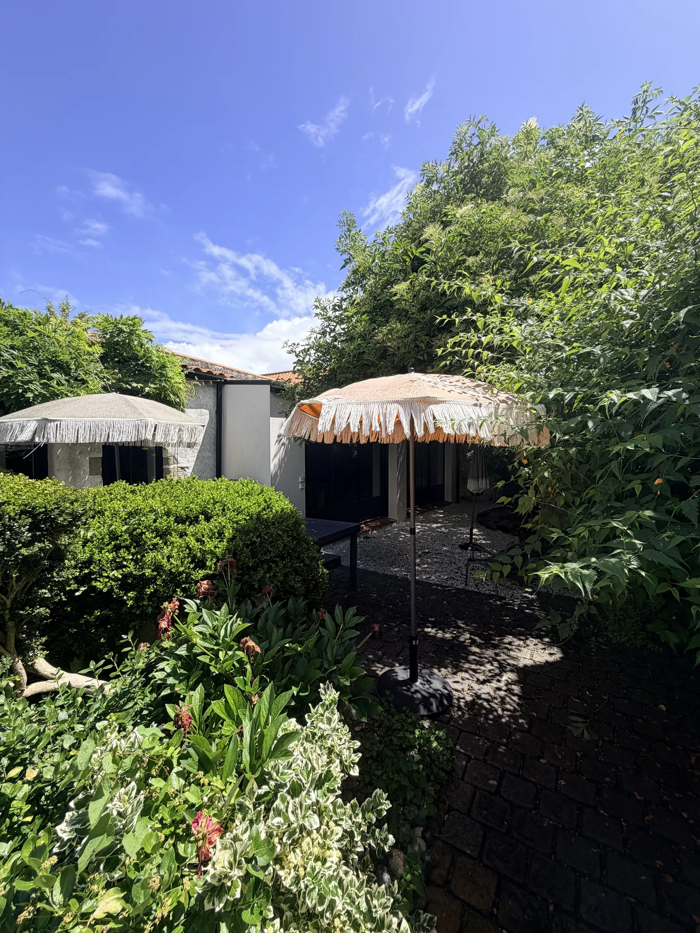 Garden — Le Clos