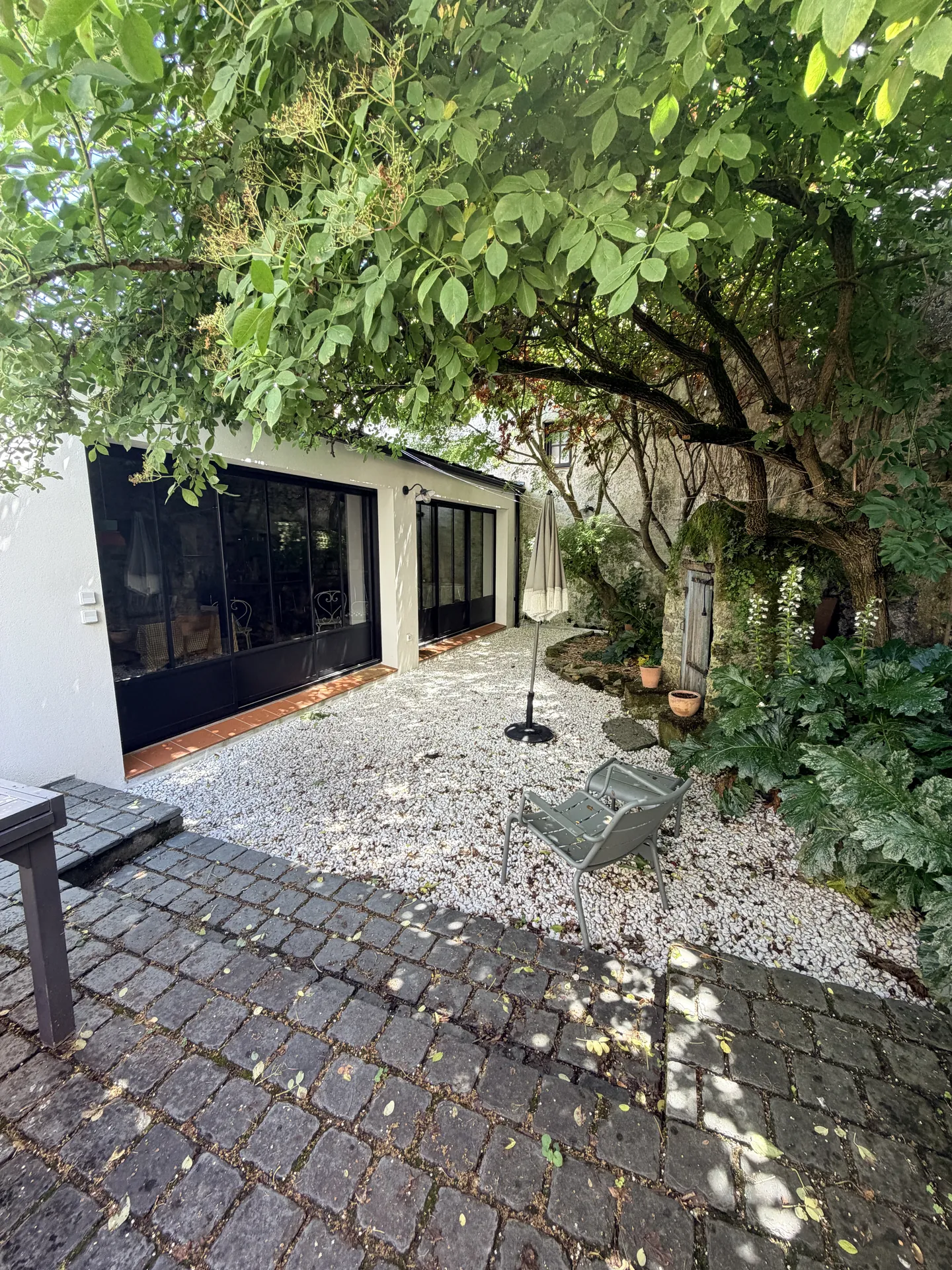 Garden — Le Clos