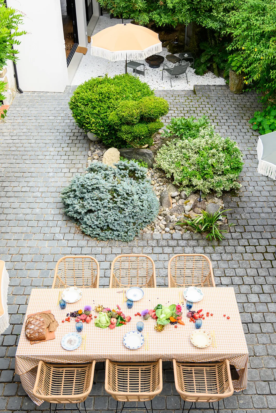 Garden — Le Clos