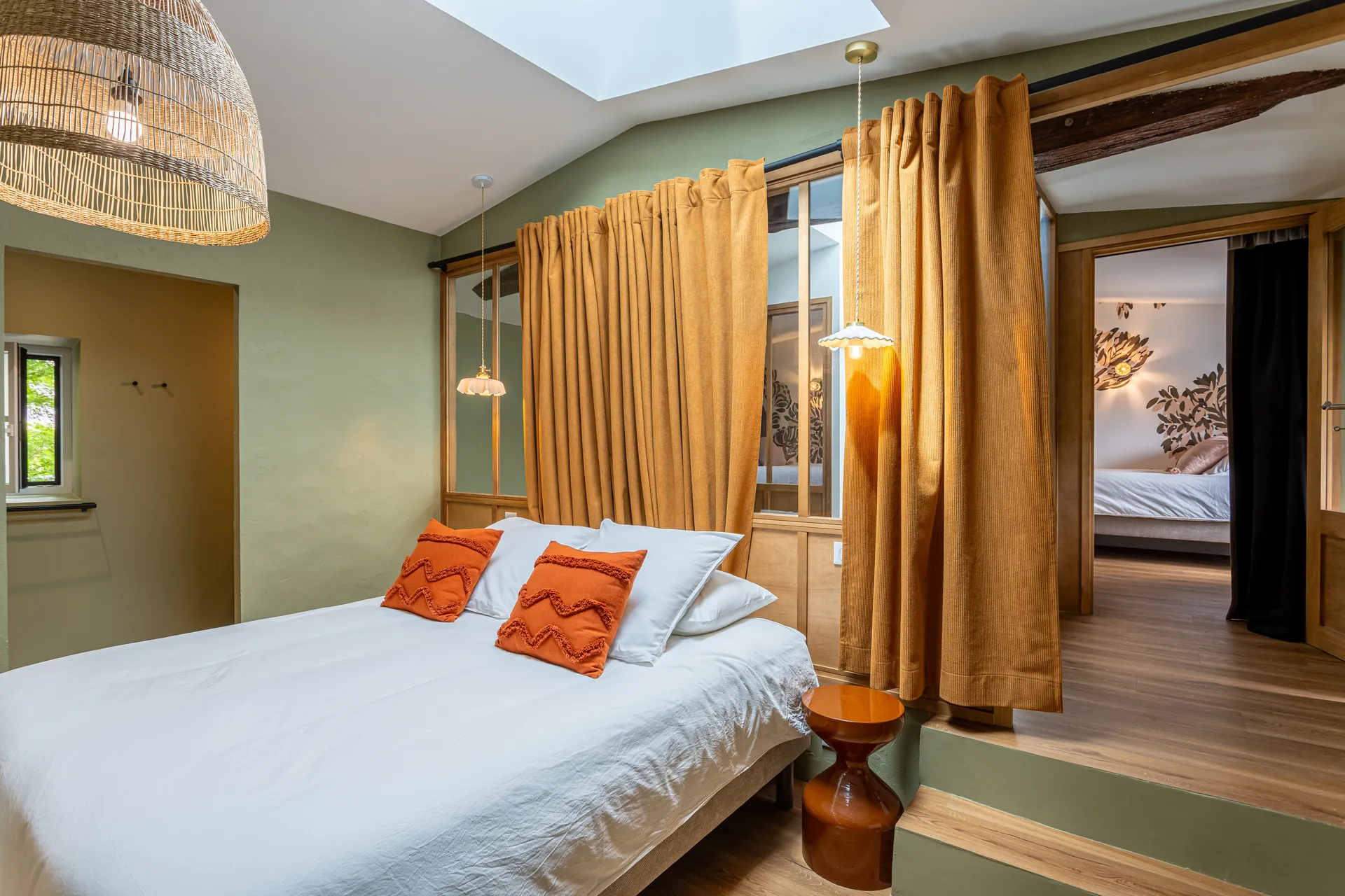 Simon bedroom — Atelier d'Artistes