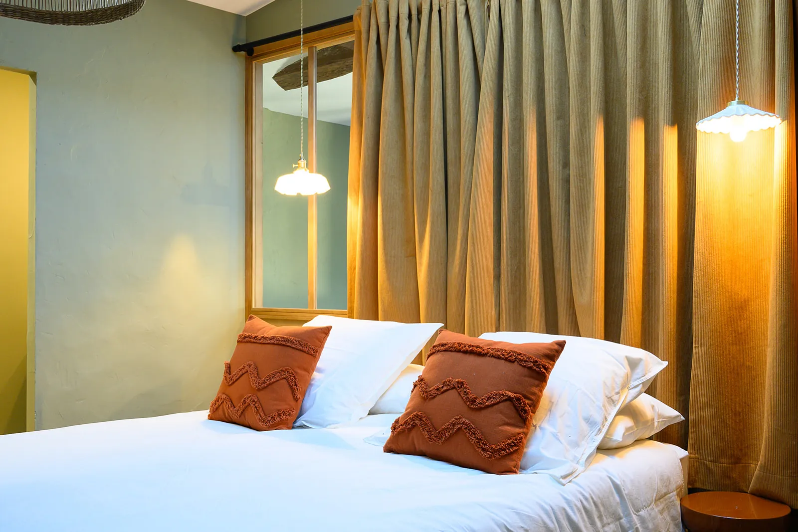 Simon bedroom — Atelier d'Artistes